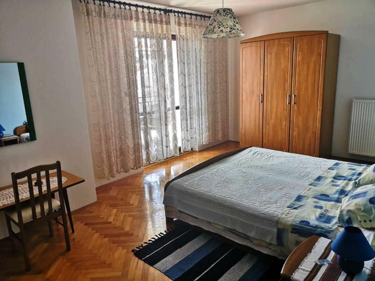 Apartment Anda Rovinj Bagian luar foto